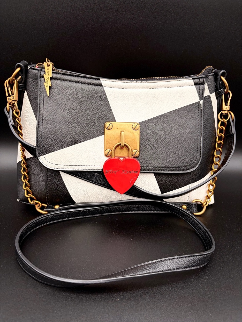 Betsey Johnson Lock Me Up Crossbody Satchel Handbag Purse Be Mine Collection